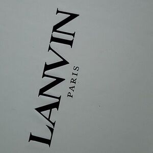 lanvin curb